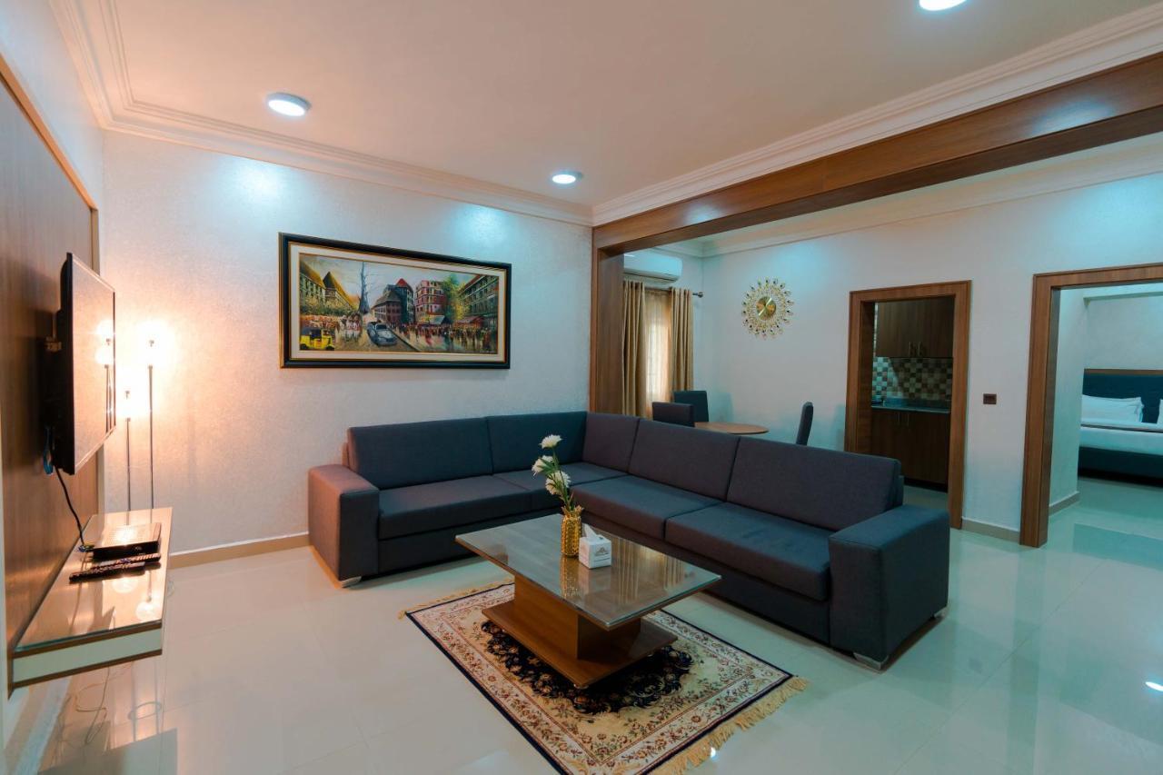 Phoenicia Suites Wupa 外观 照片